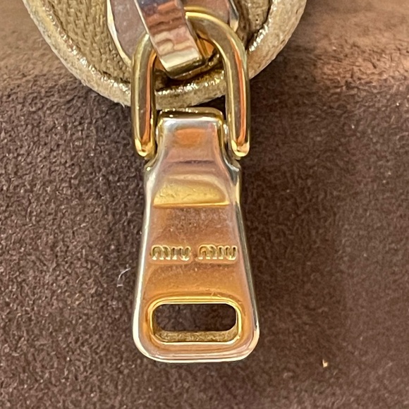 Miu Miu Matelassé gold long zipper wallet - Picture 12 of 13